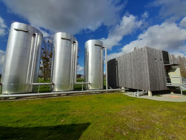 Stockage tampon pour le champs solaire du réseau de Châteaubriand